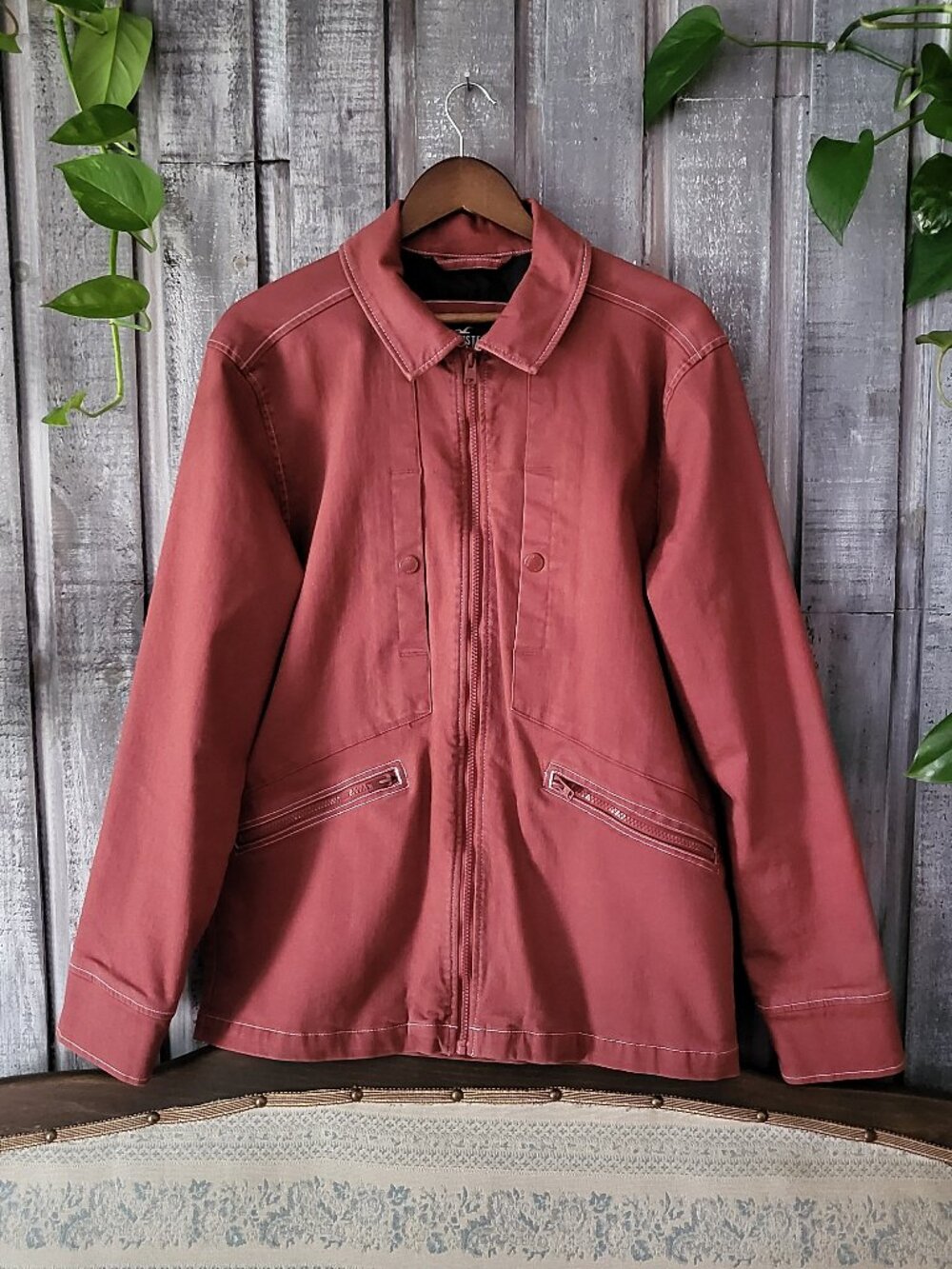 Hollister Men Utility Canvas Jacket Brick Red M